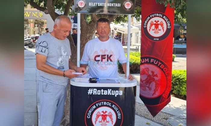 Maç Biletleri Meydanda Satılıyor