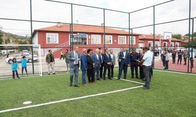 Vali Çiftçi, Sungurlu’da Yapımı Tamamlanan Sahaları Gezdi