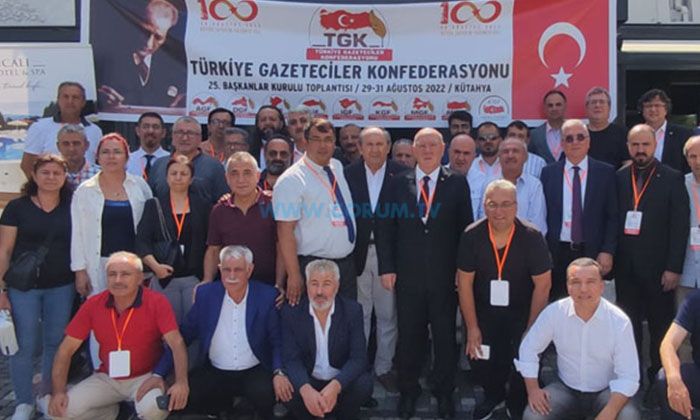 ‘Medya Sektörü Yaşam Savaşı Veriyor’