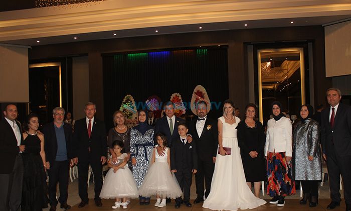 Ahmet Davutoğlu, Çorum’da Düğüne Katıldı