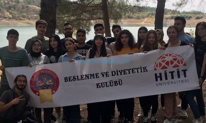 HİTÜ Öğrencileri Barajda Yürüyüş ve Temizlik Yaptı