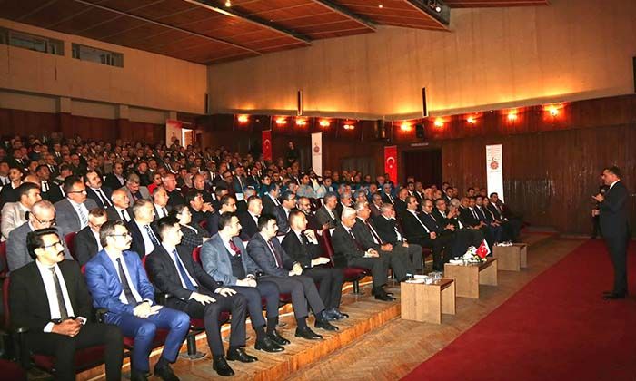 Kişisel Verilerin Önemi Masada