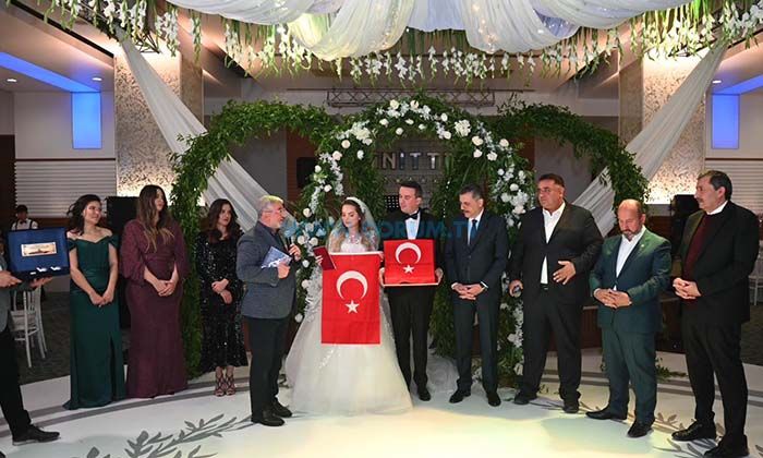 Sobacı ve Yıldız Ailelerinin Mutlu Günü