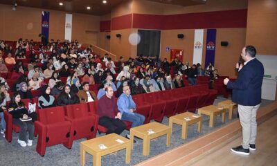 Üniversite Öğrencilerine İş Fırsatları Aktarıldı