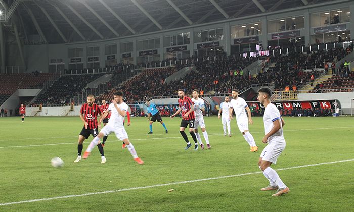 Kan Kaybı Sürüyor: 1-3