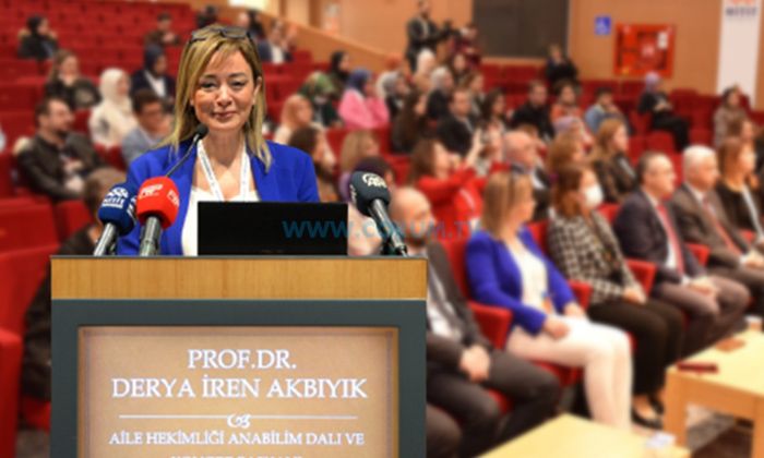 ‘Aile Hekimliğinde Çocuk ve Ergen Psikolojisi Konusu İhmal Ediliyor’