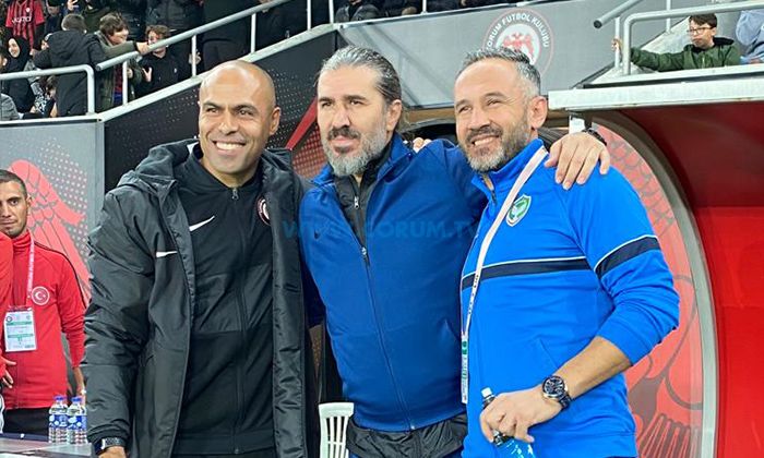 ‘Bize Futbol Takımı Gibi Davrandıkları İçin Taraftara Teşekkür Ediyorum’