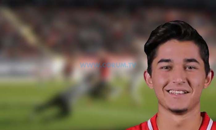 Altı Dakika Sahada Kalabildi