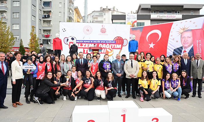 Amatör Spor Kulüplerine Malzeme Desteği
