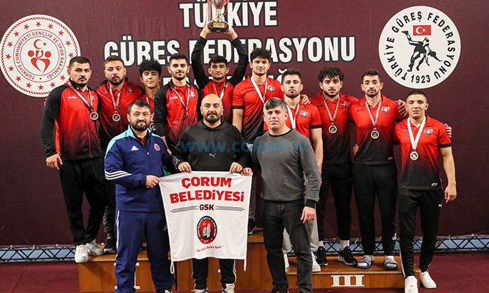 Çorumlu Güreşçiler Süper Lig’de Mücadele Edecek