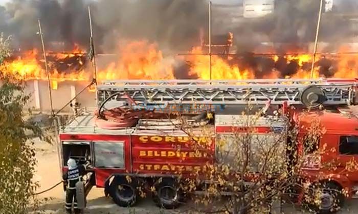 Depo Olarak Kullanılan Yerde Yangın Çıktı