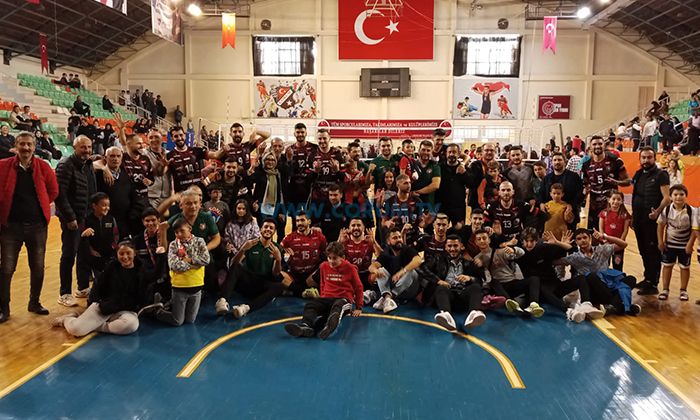 Efeler Yine Kazandı!