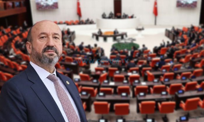 ‘Tarihi Düzenlemeleri Hayata Geçirmeye Devam Ediyoruz’