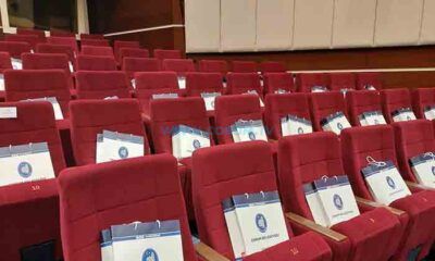 AK Partililere Leblebi İkramı