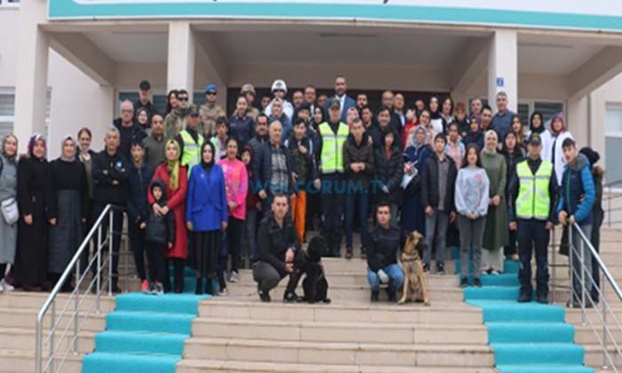 Engelli Öğrencilere Jandarma Tanıtıldı