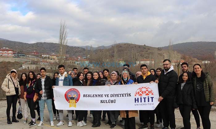 Gençler Doğa Yürüyüşünde