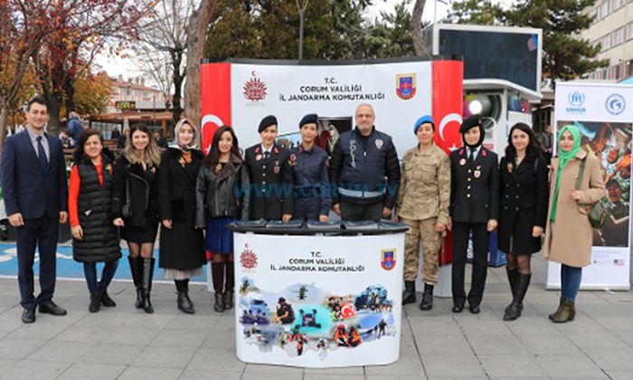 Jandarma Kadına Şiddete Dikkat Çekti