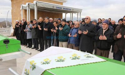 Şehit Annesi Toprağa Verildi