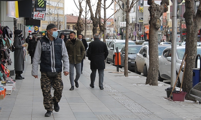 Vatandaşların Yüzde 70’i Ekonomi ve Hayat Pahalılığından Dert Yandı