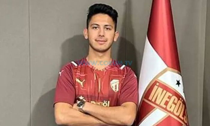 Ali Akkuş İmzayı Attı