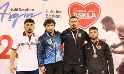 Çorumlu Güreşçiler Dört Sıklette Madalya Aldı