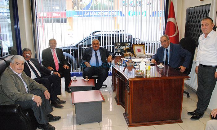 Gür ve Yönetiminden Vedat Canbek’e Destek