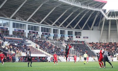Hemşehrimiz Salladı Ama Yıkamadı