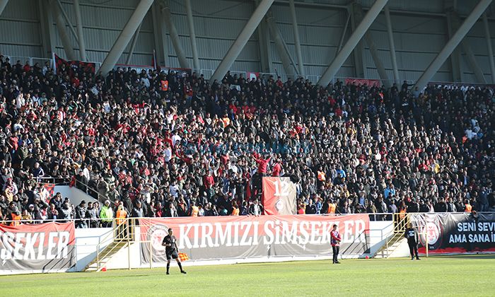 Liderle Puan Farkı Üç