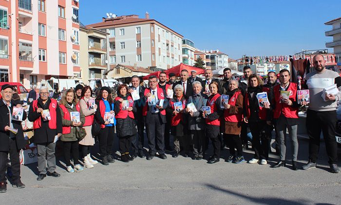 Ümit Er: Kepçeyle Oy Verdik, Çay Kaşığı İle Hizmet Alıyoruz