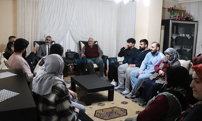 ‘MHP, Hane Hane Geziyor’