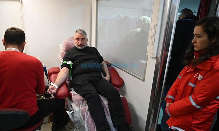 Deprem Bölgesi İçin Kan Bağışı Kampanyası