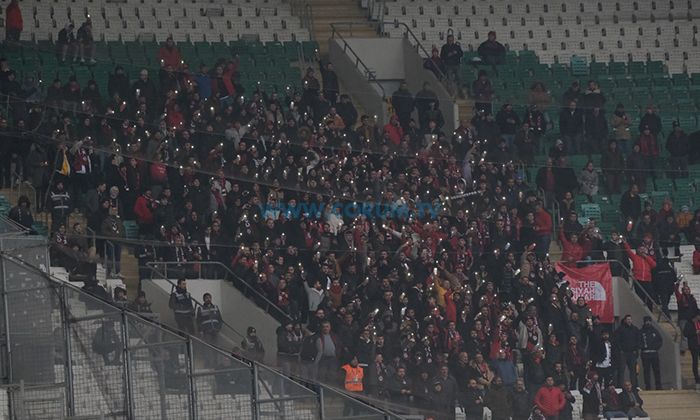 En Kalabalık Deplasman Tribünü