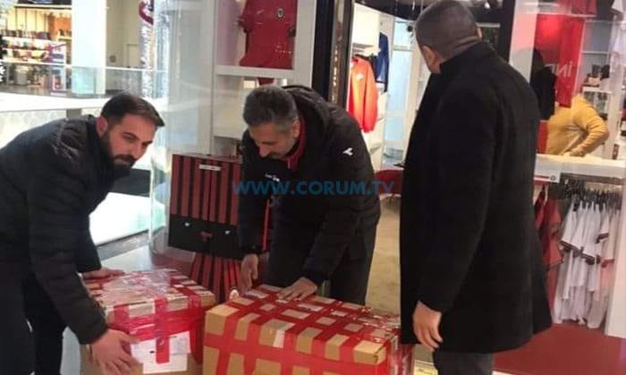 Kışlık Malzemeler Deprem Bölgesine Gönderiliyor