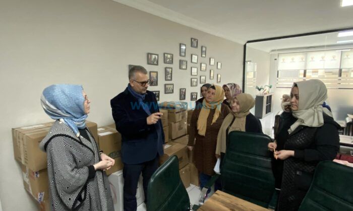Ahlatcı’dan Depremzedeler İçin Çalışan Kadınlara Ziyaret