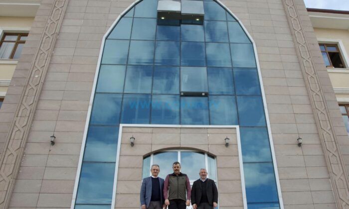 Aşgın, Çiftçi’yi Ziyaret Etti