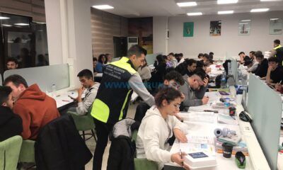 Belediyeden Kütüphanedeki Gençlere İkram