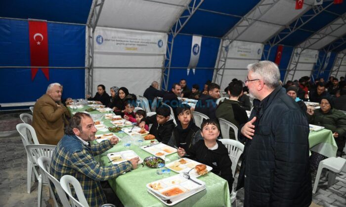 Çadırda İlk İftar Yapıldı