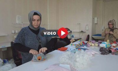 Depremzede Çocuklar İçin Oyuncak Yapıyorlar