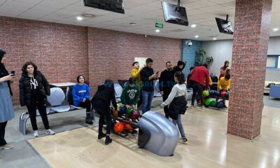 Depremzede Çocuklar Bowling İle Moral Buldu