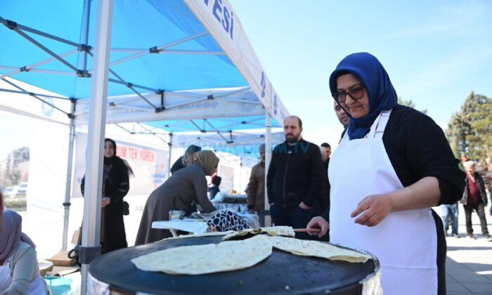 Depremzedelere Yardım İçin ‘Kardeşlik Çarşısı’ Kuruldu