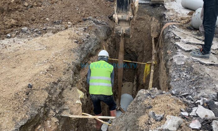 Hüyük Caddesi’nin Atık Su Hattı Yenileniyor
