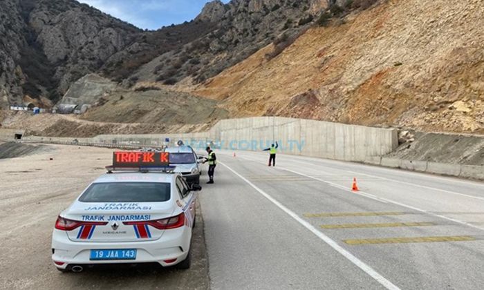 Jandarma Trafik Timleri Kırkdilim’de Denetim Yapıyor