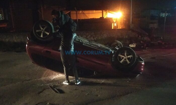 Kontrolden Çıkan Otomobil Takla Attı