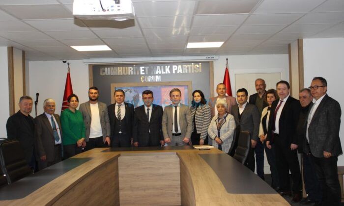 ‘Türkiye’yi Yeniden Ayağa Kaldırmak CHP Kadrolarıyla Mümkün Olacak’