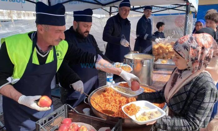 Uğurludağ’dan Afetzedelere Üç Öğün Yemek İkramı