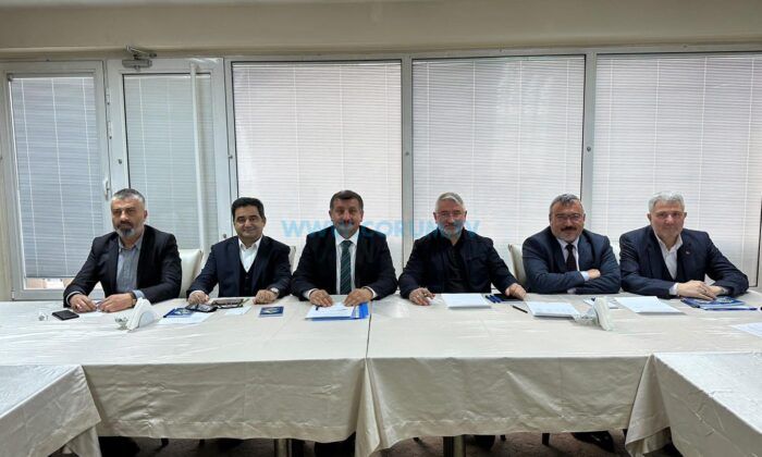 AK Parti’de 14 Mayıs İstişaresi