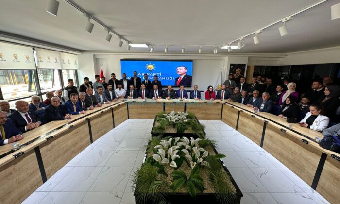 AK Parti’de Bayramlaşma