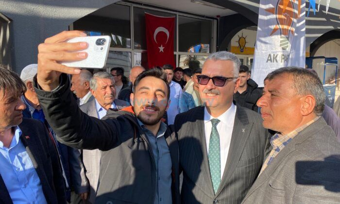 Ahlatcı: Bunlar Ayasofya’yı  Tekrar Müzeye Çevirecekler