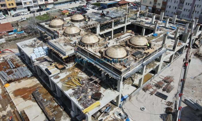 Bedestende Kubbeler Yükseliyor