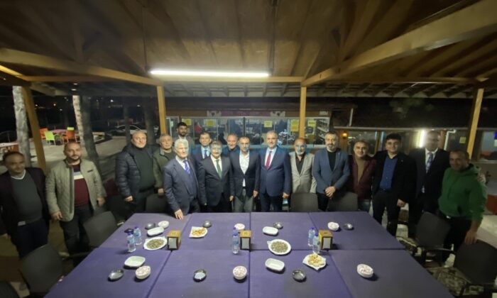 Gelecek Partisi’nden İstifa Etti, AK Parti’ye Geçti